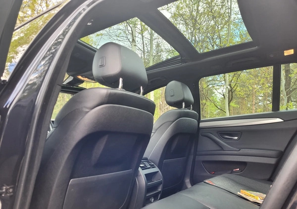 BMW Seria 5 cena 105550 przebieg: 158000, rok produkcji 2016 z Warszawa małe 379